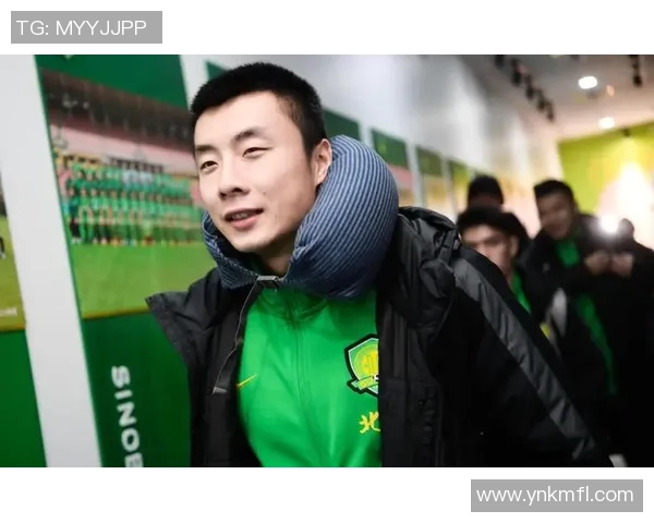 剪短发的足球明星们如何用新形象征服赛场与时尚界的双重挑战 剪短发的足球明星们如何用新形象征服赛场与时尚界的双重挑战