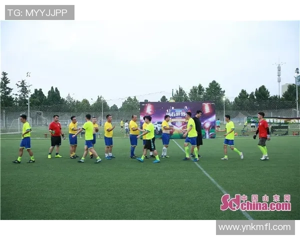 足球明星欢聚一堂畅饮美味饮料共庆胜利时刻 足球明星欢聚一堂畅饮美味饮料共庆胜利时刻