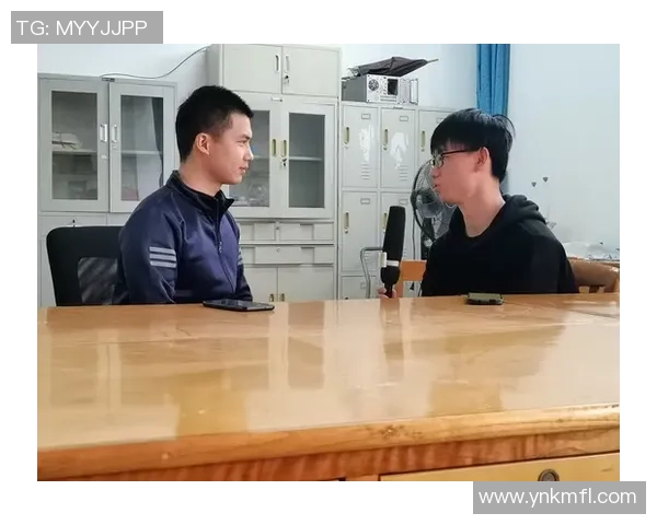 足球冠军2:探索足球世界的荣耀与挑战,见证梦想成真的旅程 足球冠军2:探索足球世界的荣耀与挑战,见证梦想成真的旅程